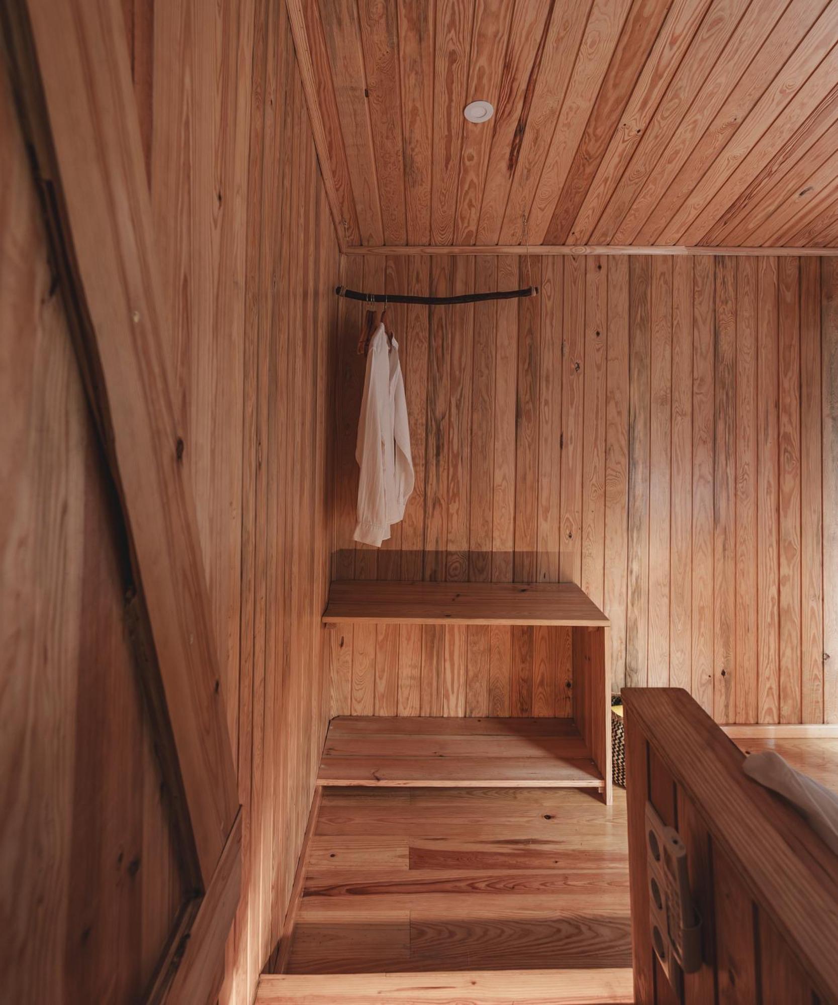 Nativo Natureza Pink Wood Cabin Cela (Leira) Exterior foto